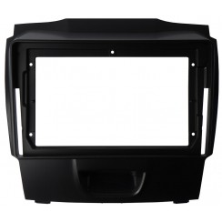 Переходная рамка под Isuzu D-MAX / Chevrolet S10, Colorado, Blazer 2015-2018 (нижняя кнопка аварийки) 9"